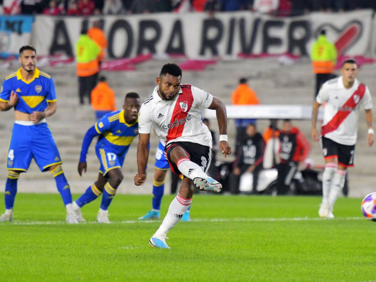 Miguel Borja se viste de héroe para darle el triunfo a River en el clásico ante Boca