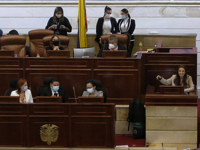 La presidenta de la Cámara de Representantes, Jennifer Arias, confirmó que la votación a la moción de censura en contra de la MinTIC se debe realizar