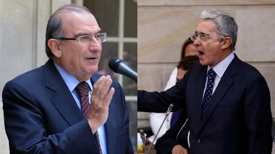 Humberto De la Calle y Álvaro Uribe. Foto: Colprensa