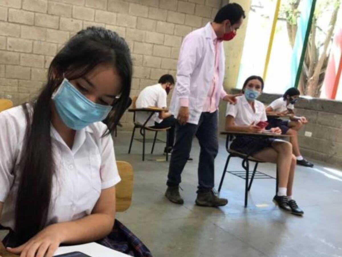 Vuelve la alternancia educativa a Girón