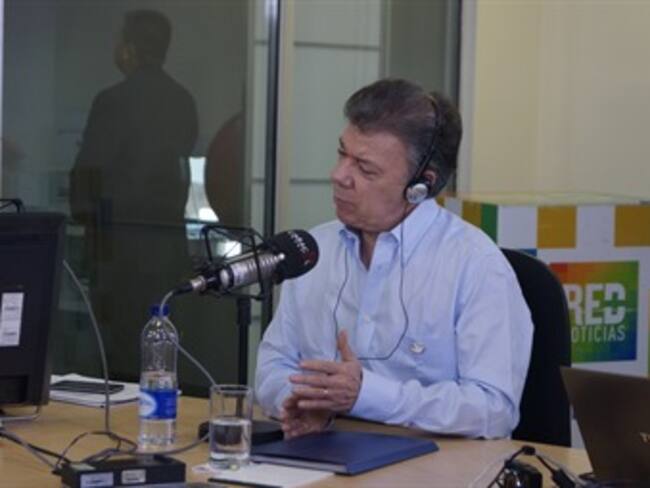 Habrá dos grupos en La Habana para acelerar el proceso de paz, dice Santos