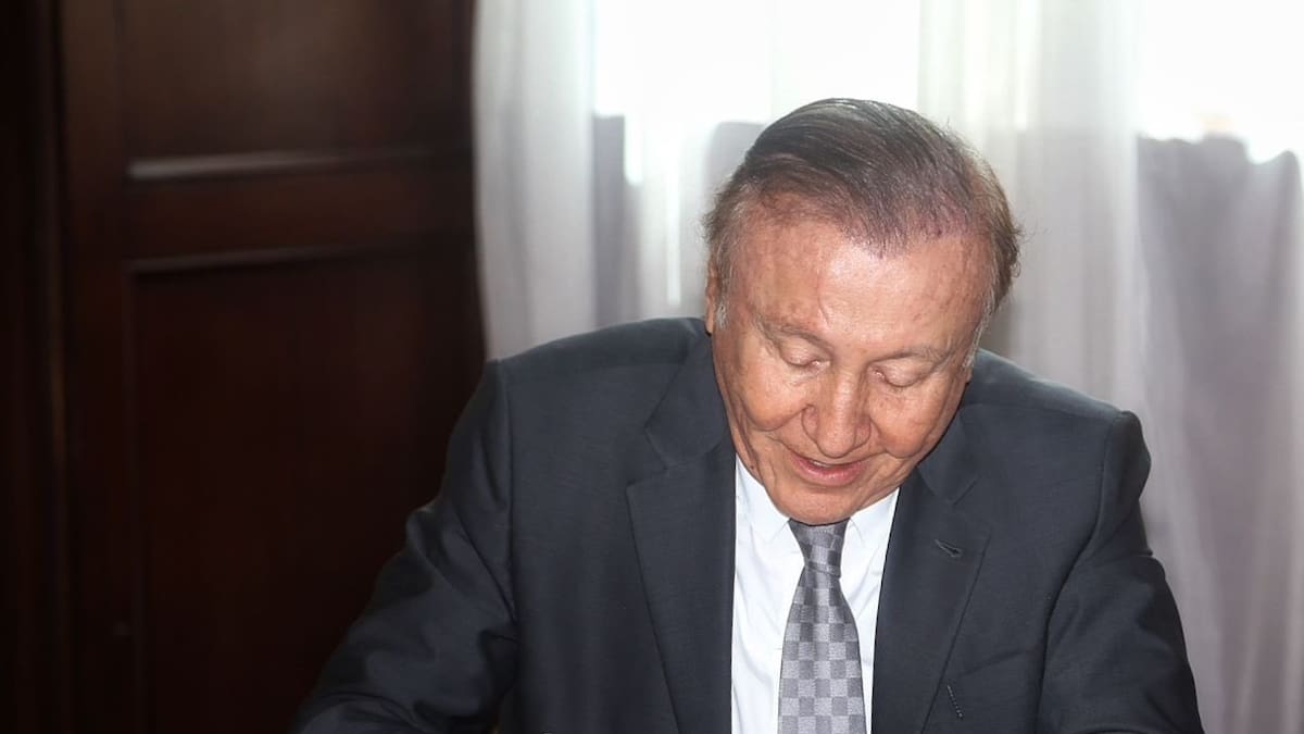 “Usaré los medios legales que tengo para seguir firme contra la politiquería”: Rodolfo H.