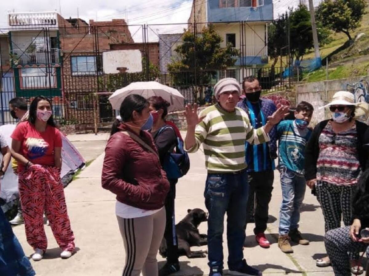 Familias desalojadas siguen pasando cuarentena en carpas en Ciudad Bolívar