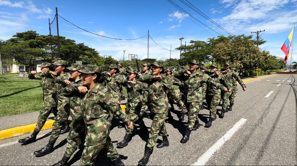 1269 mujeres se encuentran prestando servicio militar voluntario en el Ejército Nacional de Colombia // Foto: Luis Felipe Calderón