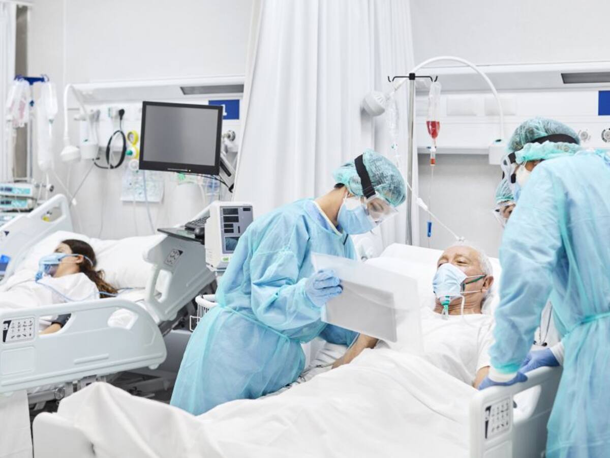 “No habrá cuarto ni quinto pico de COVID-19, pero este va a durar mucho”