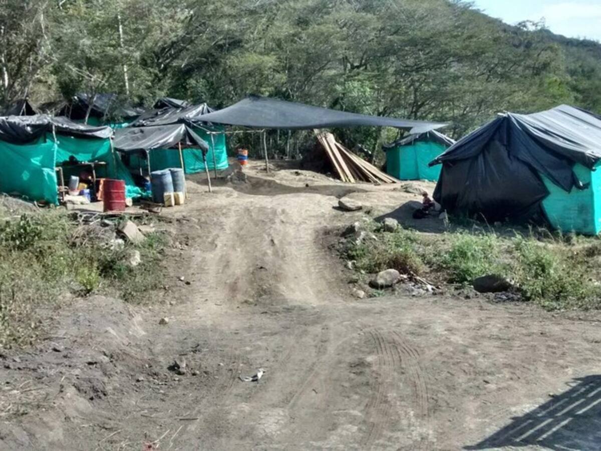 Tres personas muertas dejó explosión en una mina en Suárez, Cauca