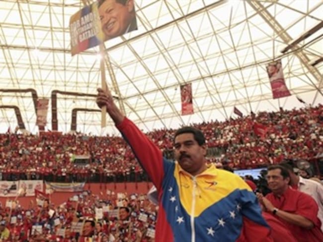 Maduro inicia su campaña con la suspensión de clases en Barinas