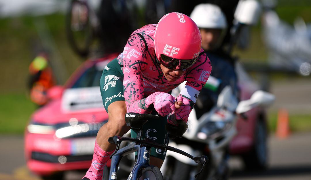 Rigoberto Urán durante su presencia en el prologo del Tour de Romandía.
