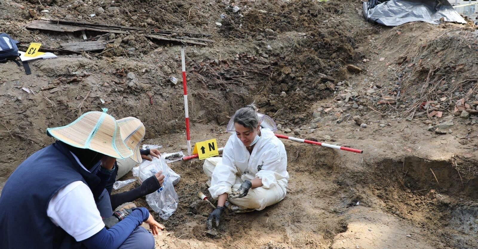 Al cementerio de Turbo, Antioquia, llegó la JEP por segunda vez, luego de que el año anterior adelantara otro proceso de prospección. Foto: JEP.