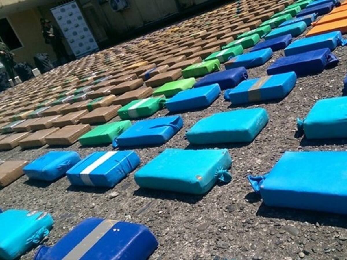La Armada incauta 3.5 tonelada de cocaína y da un fuerte golpe al narcotráfico