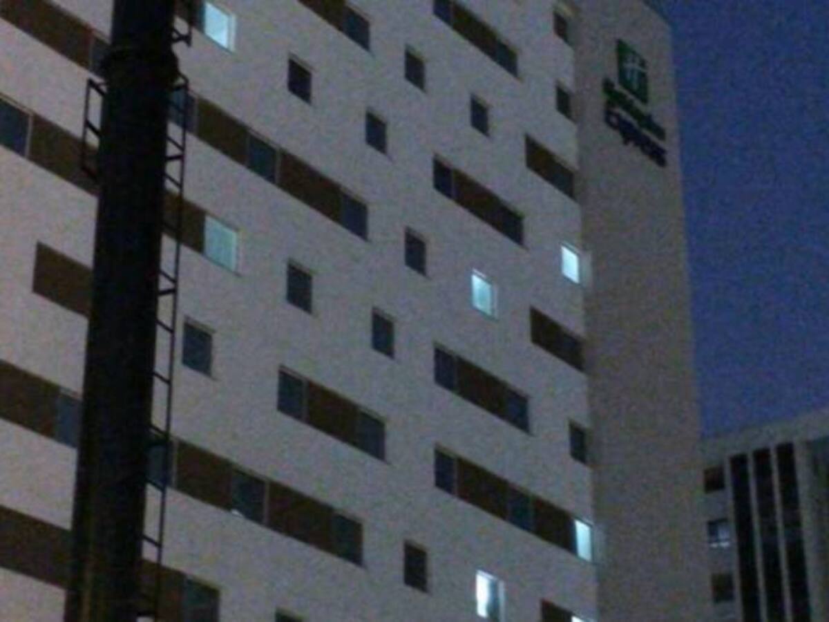 Algunos hoteles en Cartagena completan varios días sin el servicio de la energía