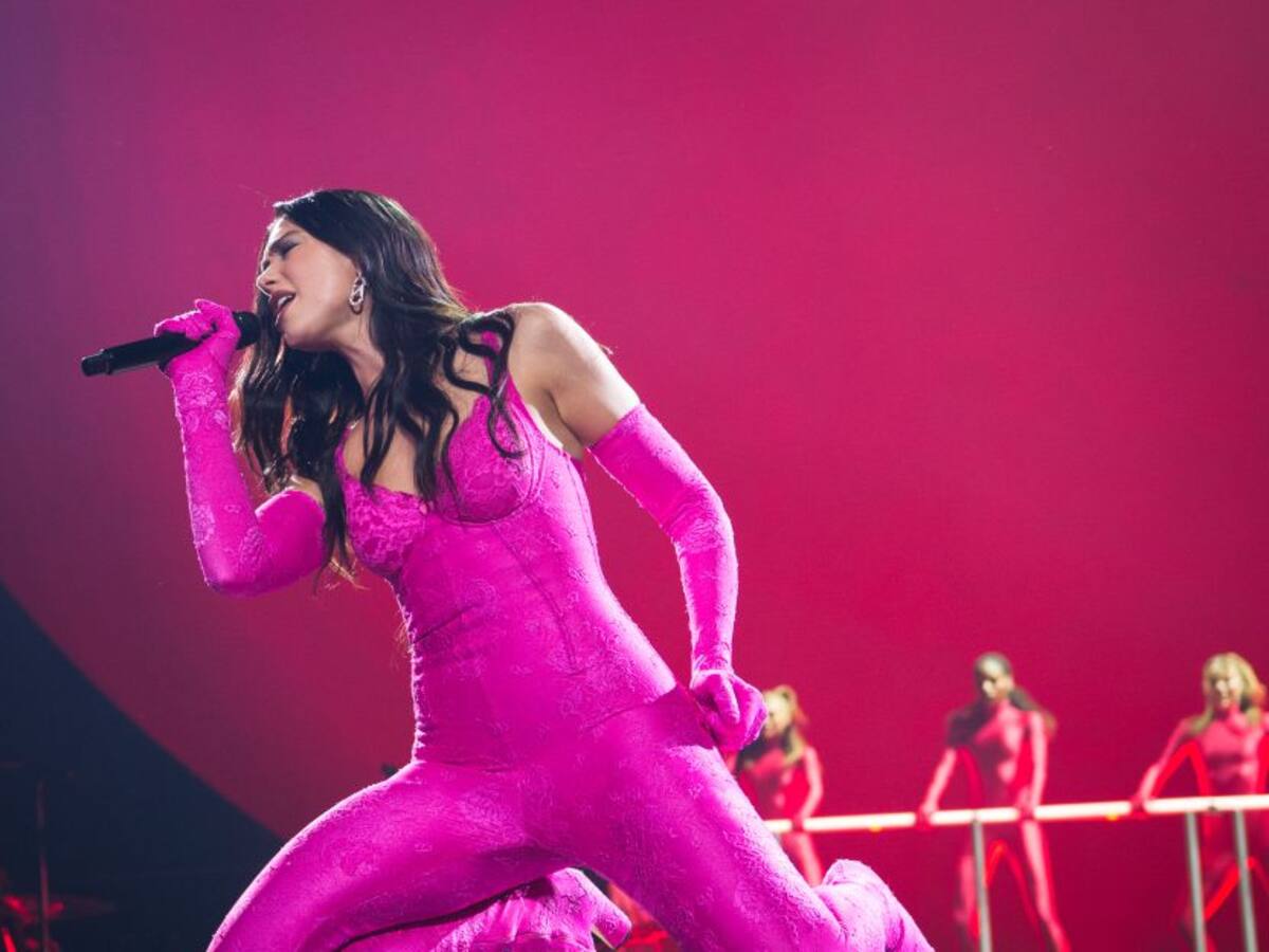 Dua Lipa sufrió un accidente durante su segundo concierto en Milán