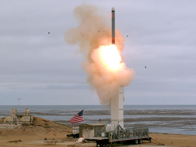 EE.UU. prueba misil de crucero tras retirarse de tratado INF