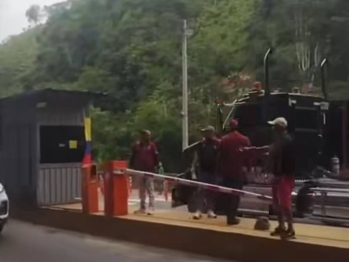 Protesta en peaje de Cáchira, Norte de Santander, por el mal estado de la vía