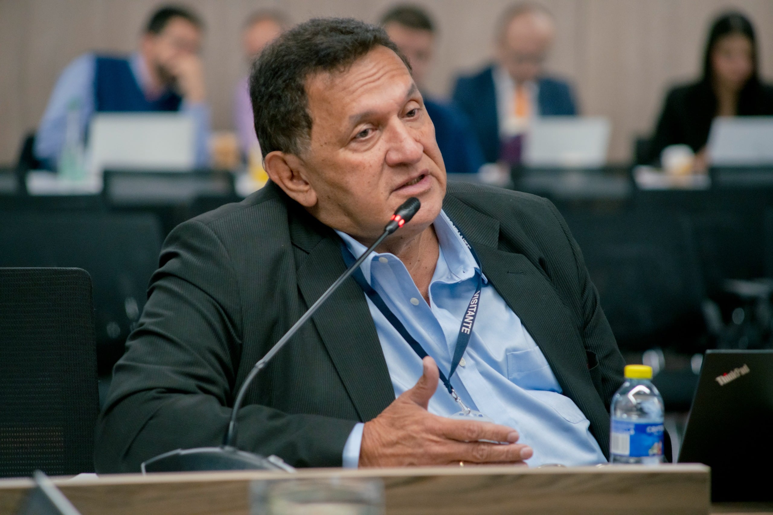 Excongresista Luis Fernando Almario, acusado de crimen de lesa humanidad en la JEP.