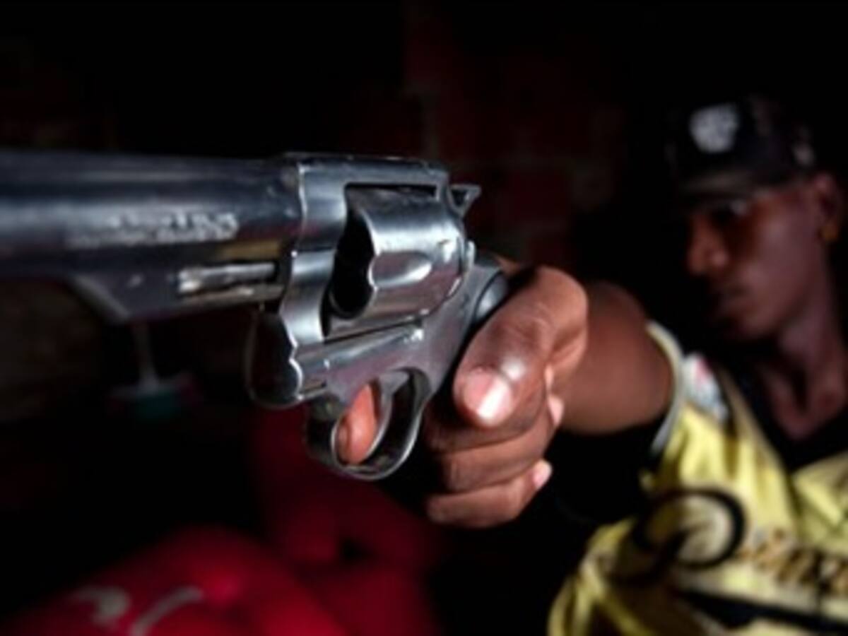 Asesinado otro joven en las comunas de Medellín