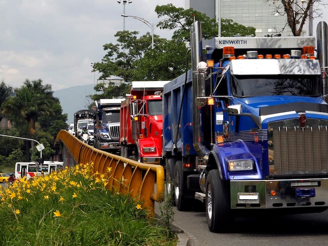 Nos dieron soluciones de inversión, seguridad e infraestructura: Asociación Colombiana de Camioneros