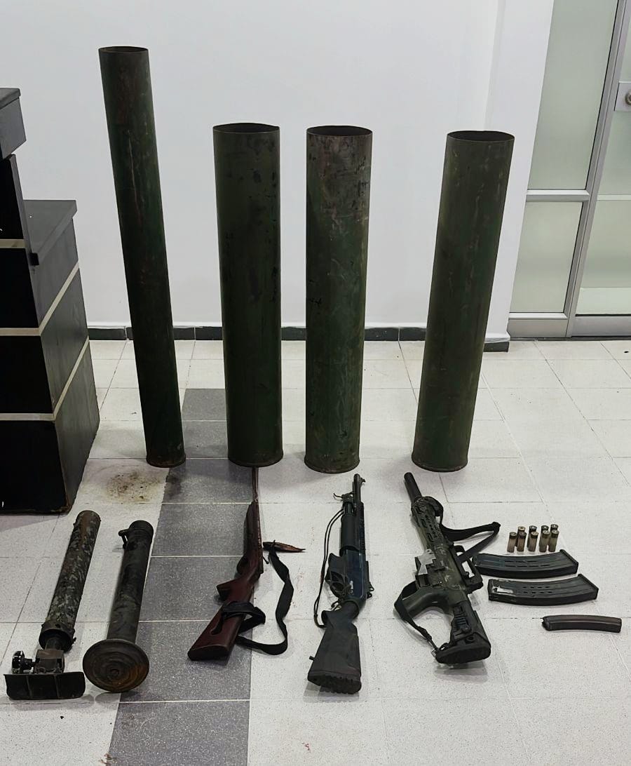 Incautan material de guerra perteneciente a las disidencias de las FARC en el Catatumbo. / Foto: Ejército Nacional.