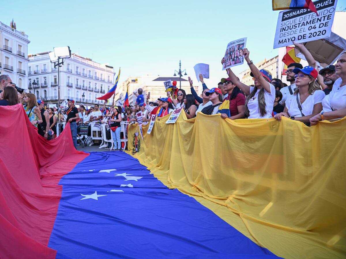 MOE considera incoherentes datos de CNE en Venezuela que dan como ganador a Nicolás Maduro