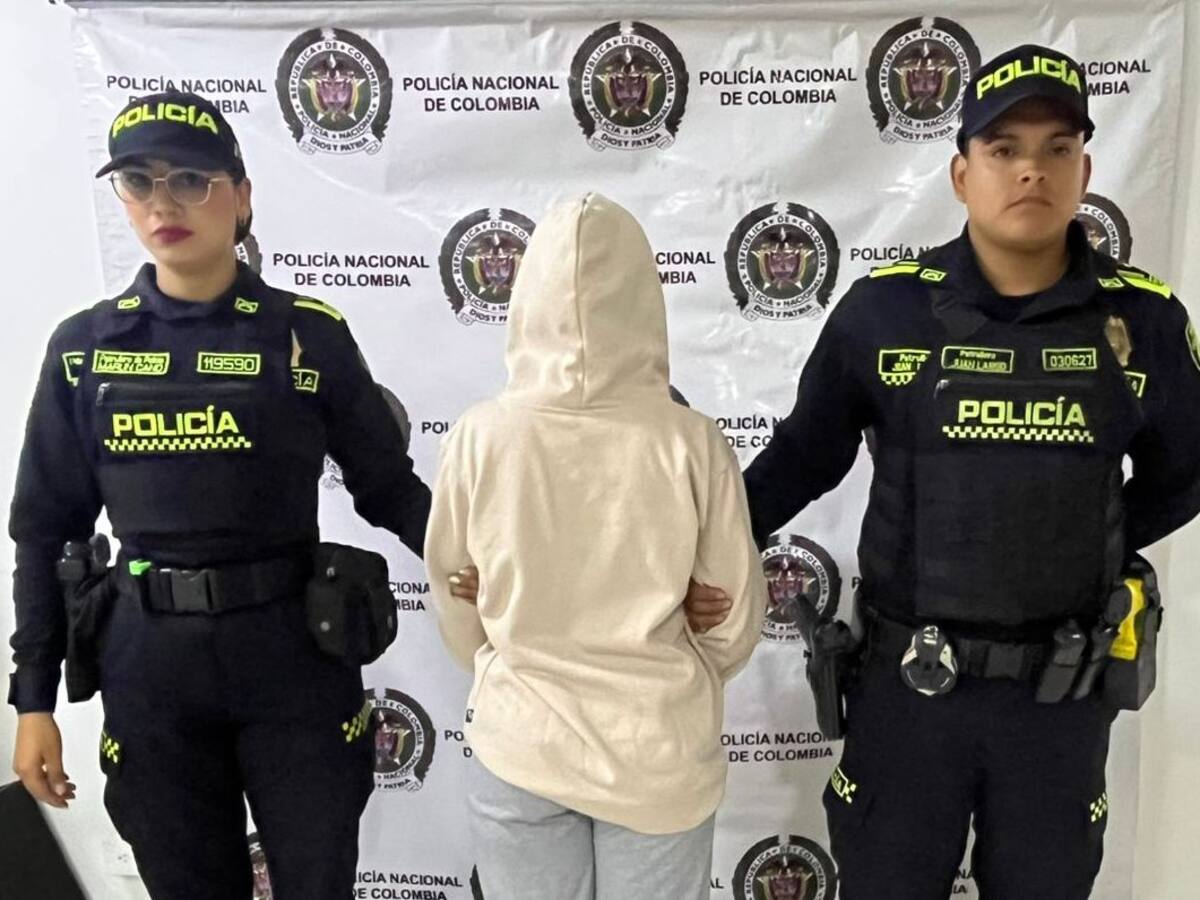 Capturan en Medellín a una mujer por robo y descubren que era buscada por un homicidio en Sonsón