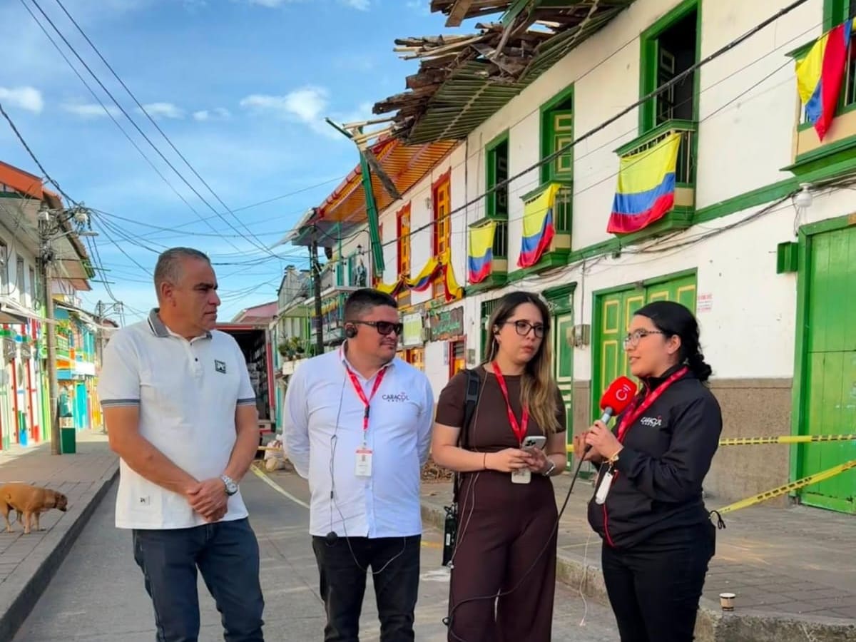 Hace un mes la tierra tembló, crónica del periodismo informando en medio de la tragedia en Armenia