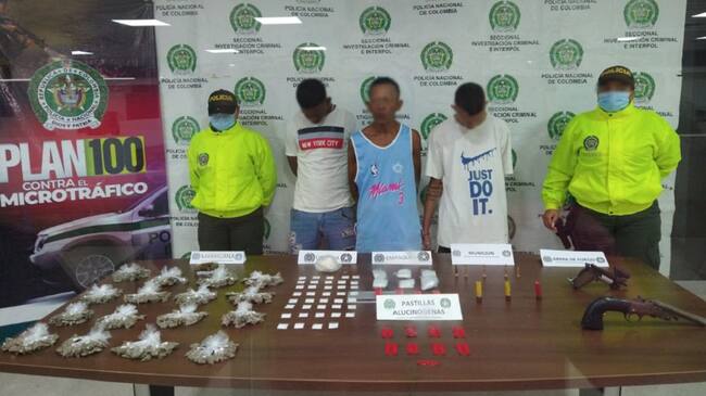 En el operativo fueron capturados tres hombres, presuntamente responsables de vender droga y atracar a turistas en el Cerro de La Popa