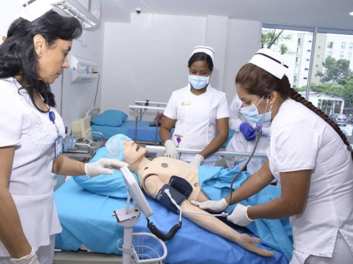 Se inauguró el hospital simulado más grande de Latinoamérica en la Universidad Santiago de Cali