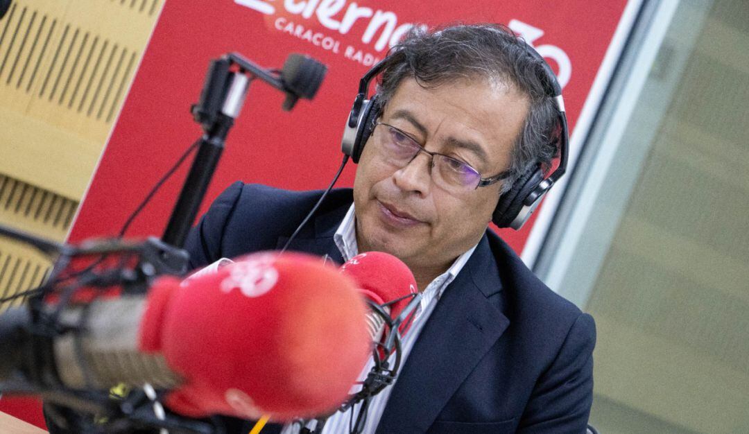 Gustavo Petro en La Luciérnaga