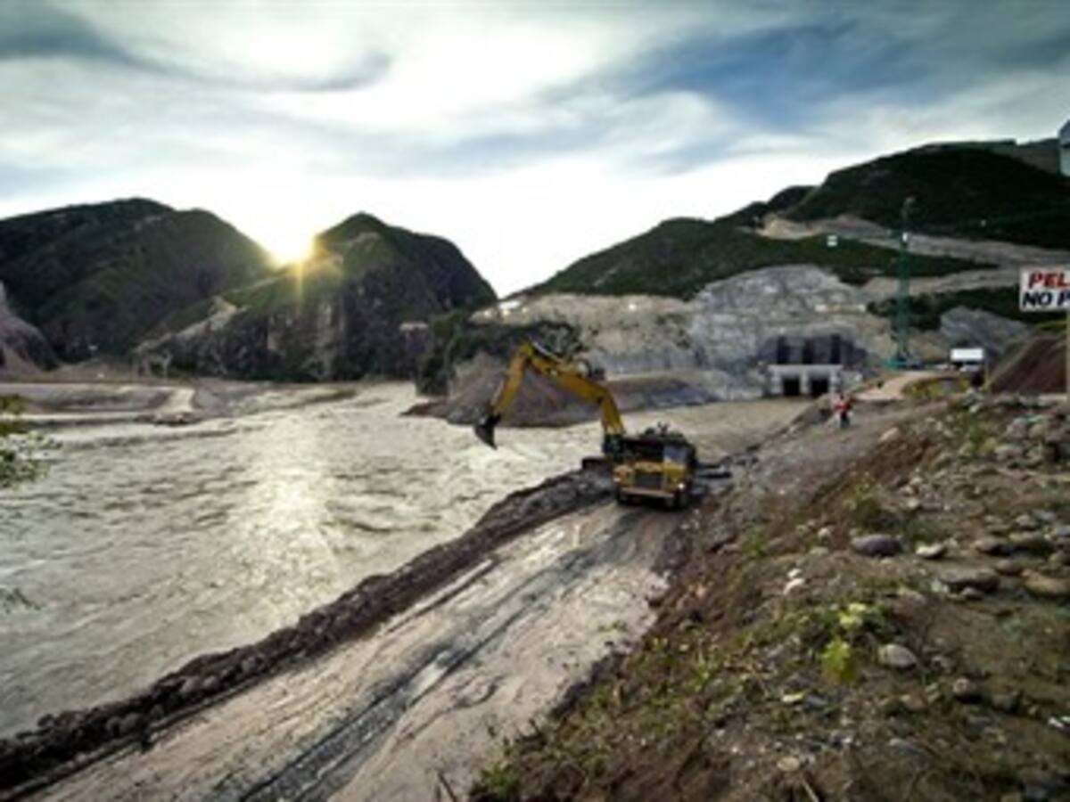 Parálisis de megaobras ocasionará problemas de competitividad: Cámaras de Comercio