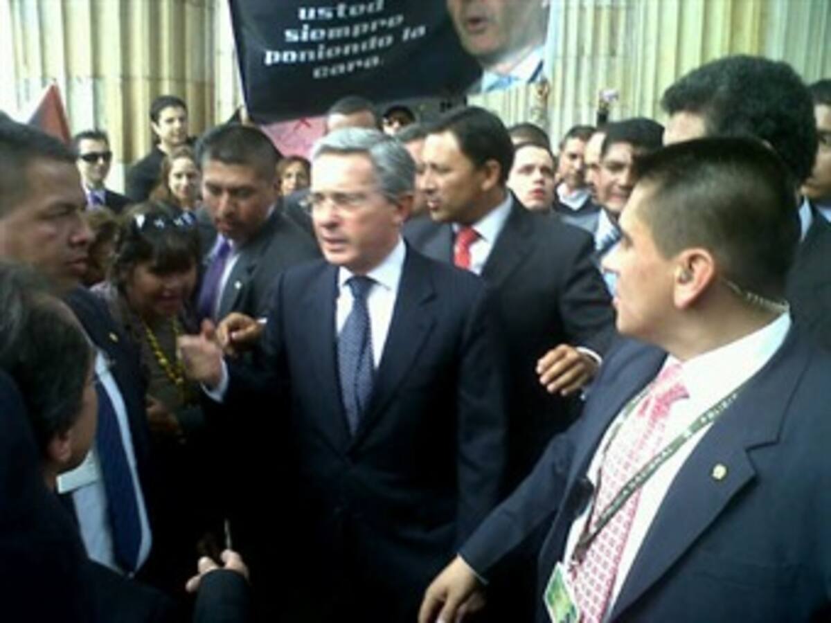 Aplazada hasta el próximo semestre versión libre de Uribe por ‘chuzadas’