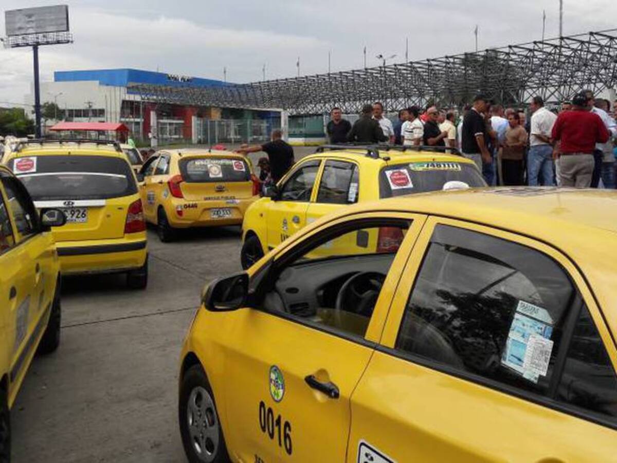 Armenia se suma al paro nacional de taxistas este miércoles 22 de febrero
