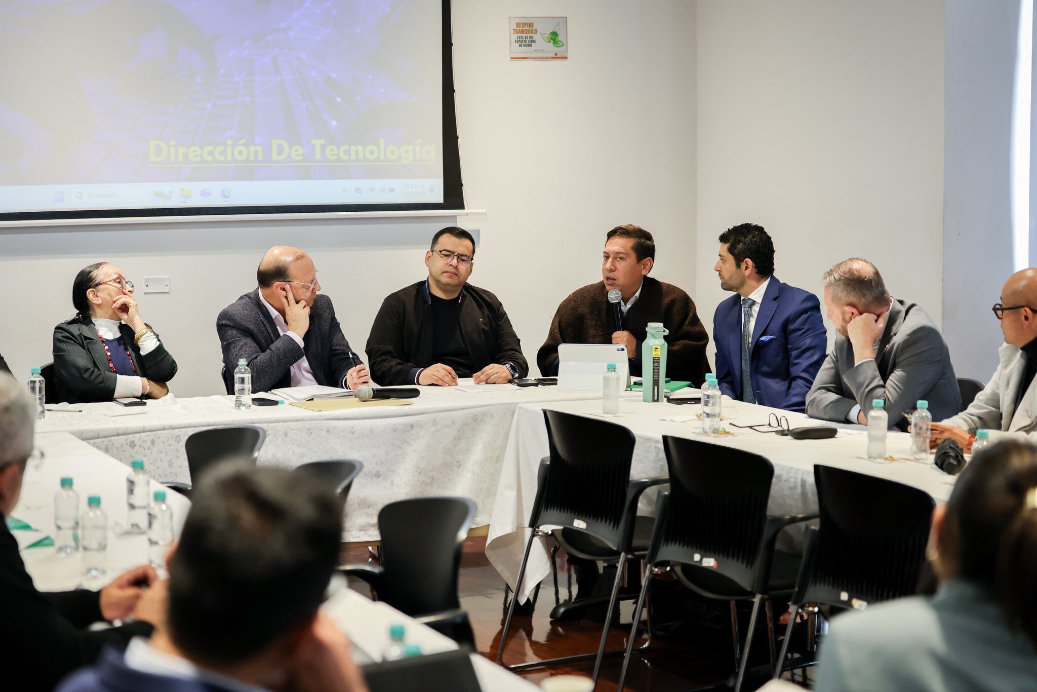 En una reunión clave con el Ministro de Hacienda, líderes boyacenses, el sindicato SINTRAELECOL y la Gobernación exigieron la intervención de GENSA y propusieron devolver el control de Termopaipa al departamento.