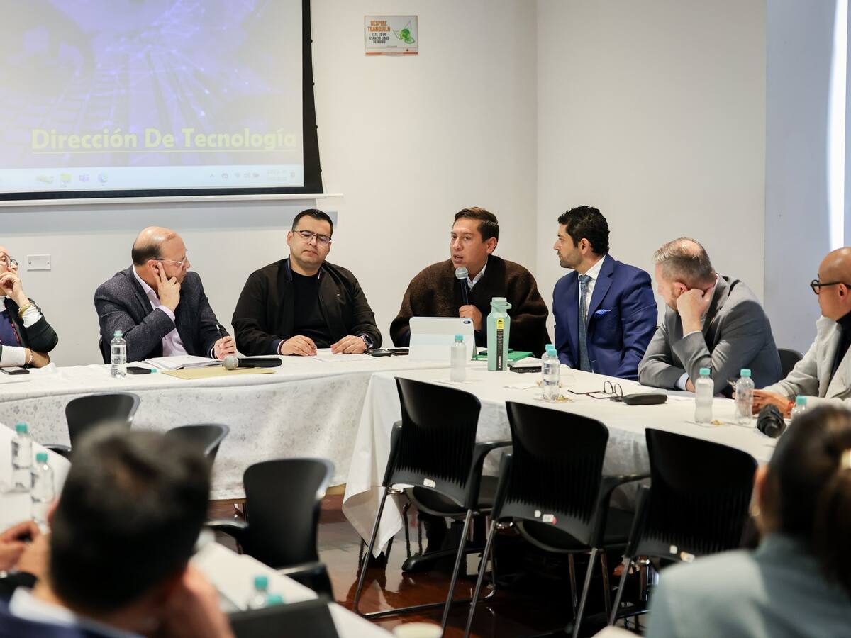 Trabajadores, gobernación y congresistas exigen intervención urgente de GENSA