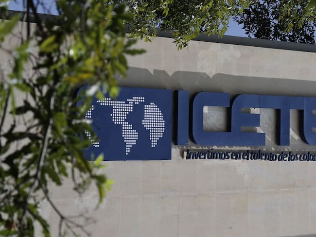 Por falta de giros de ICETEX, Pilos Paga aplazarían semestre