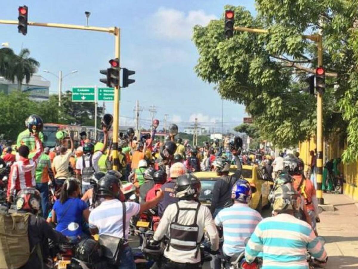 Motociclistas declaran “no grato” al director del DATT y anuncian protestas