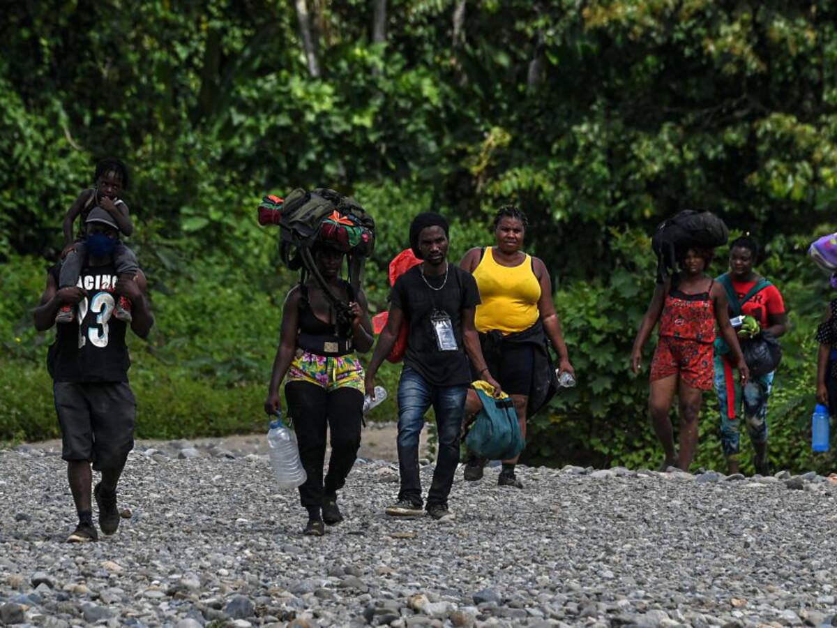 Canciller panameña alerta de aumento de flujo migratorio a EE.UU.