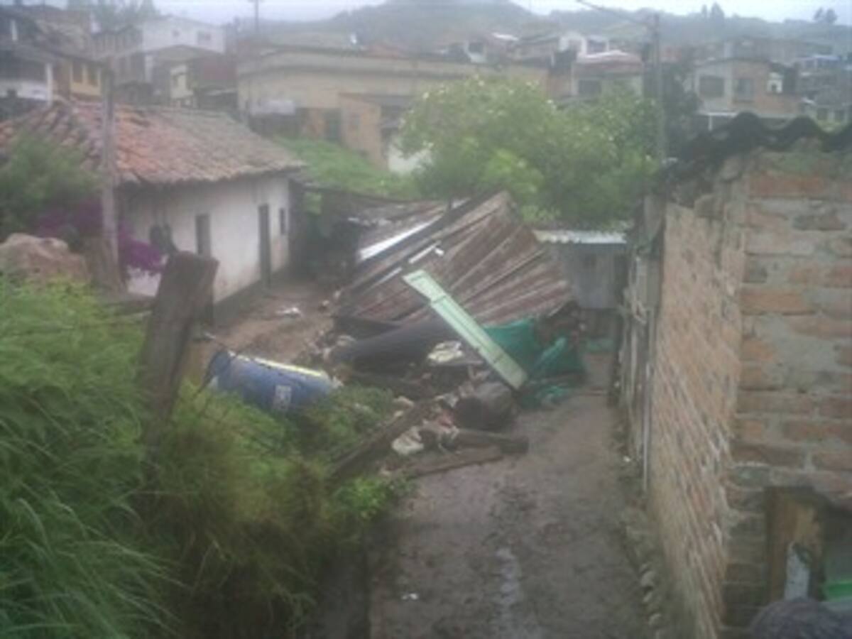 Continúa la alerta en Cundinamarca por posible desbordamiento de los ríos Negro y Apulo