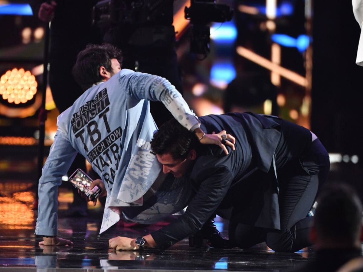 En video: La caída de Sebastián Yatra en los Premios Lo Nuestro