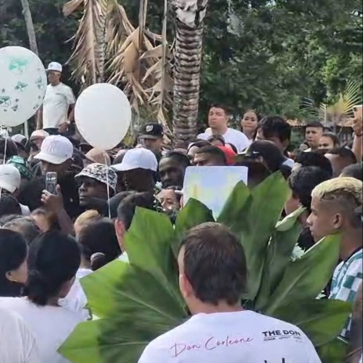 “Juan Diego muchas Gracias” así cantaron los amigos del menor de 17 años que murió en atetado en Cali