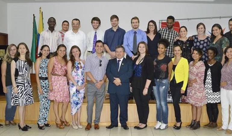 De Inglaterra, Australia, Estados Unidos, Brasil, y Nigeria llegaron los formadores nativos a Armenia.