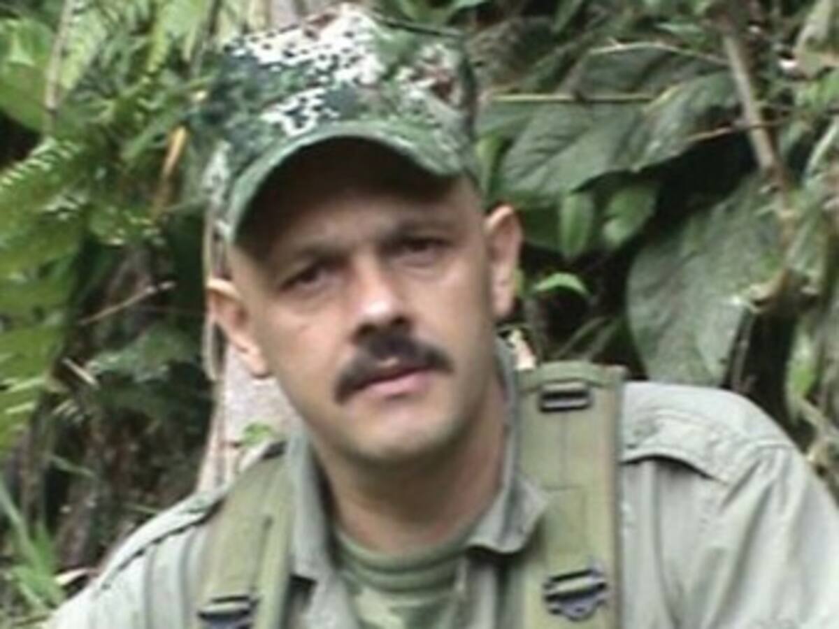 Farc estarían pensando en vincular a la mesa a alias “el paisa”