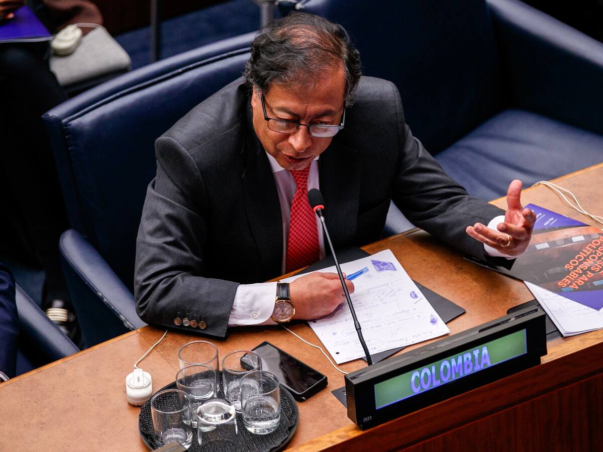 Petro pide eliminar subsidios de combustible fósil y mayor inversión para la Amazonía