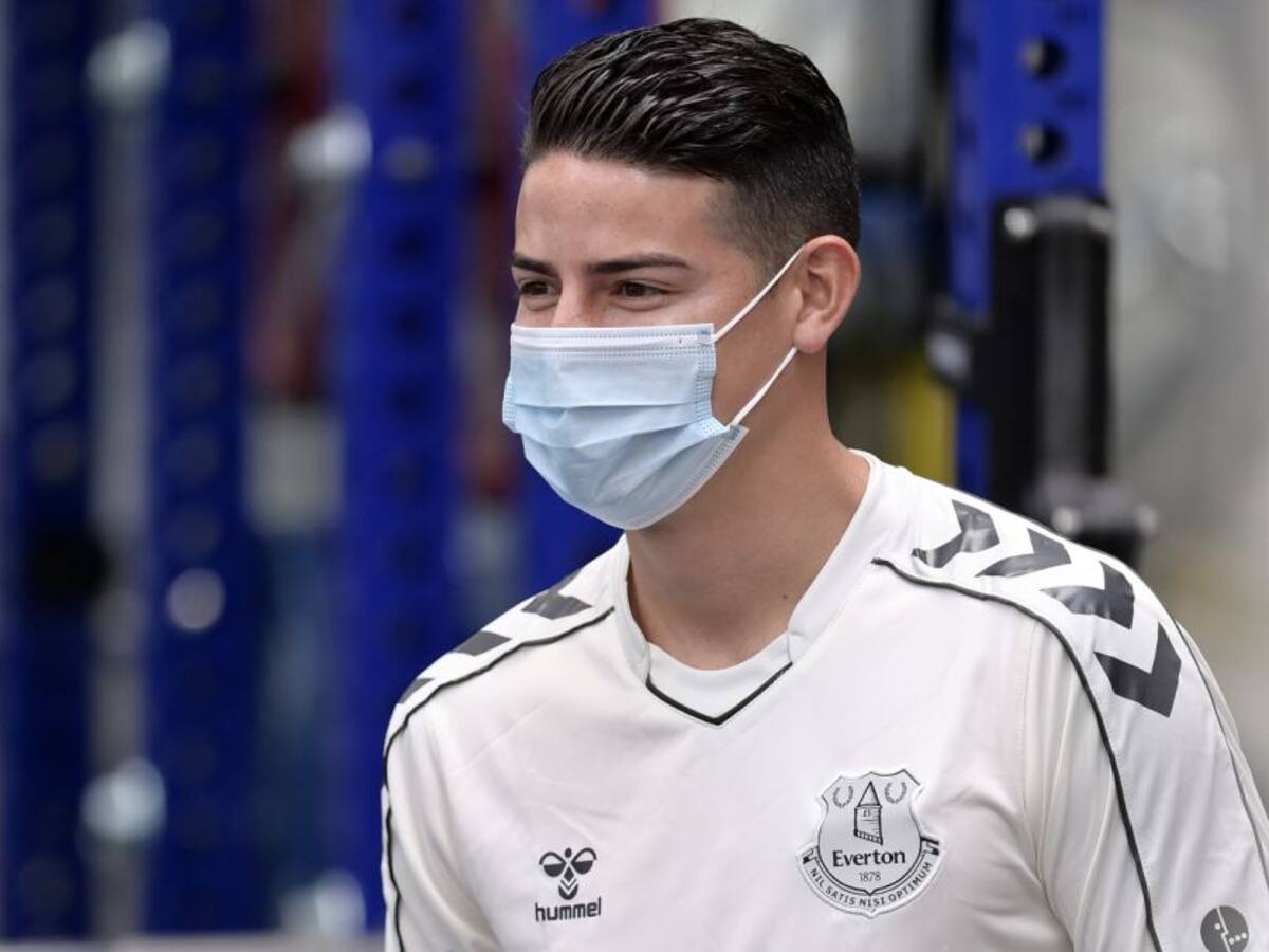 Con el futuro incierto, James ya trabaja bajo las ordenes de 'Rafa' Benítez