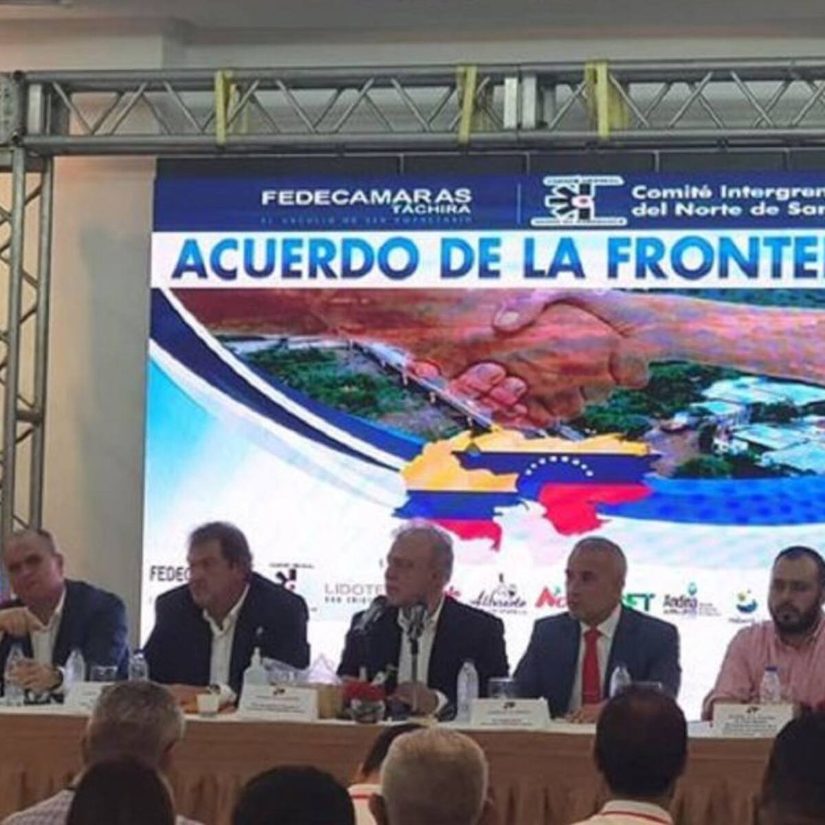 Autoridades y gremios presentarán informe para la reapertura de frontera