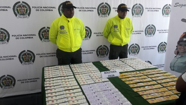 400 boletas falsas fueron incautadas por la Policía