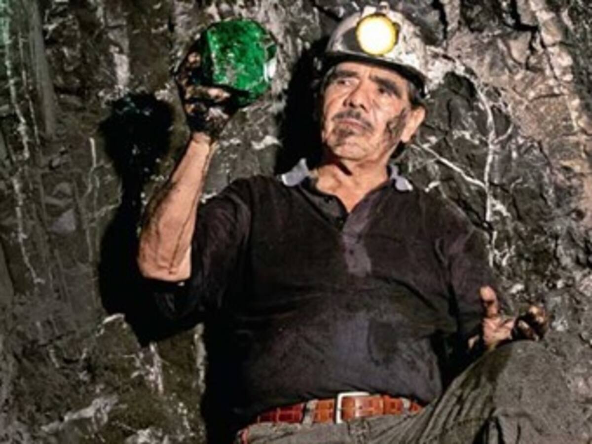 Declaración de un narcotraficante vincula al Zar de las esmeraldas con paras