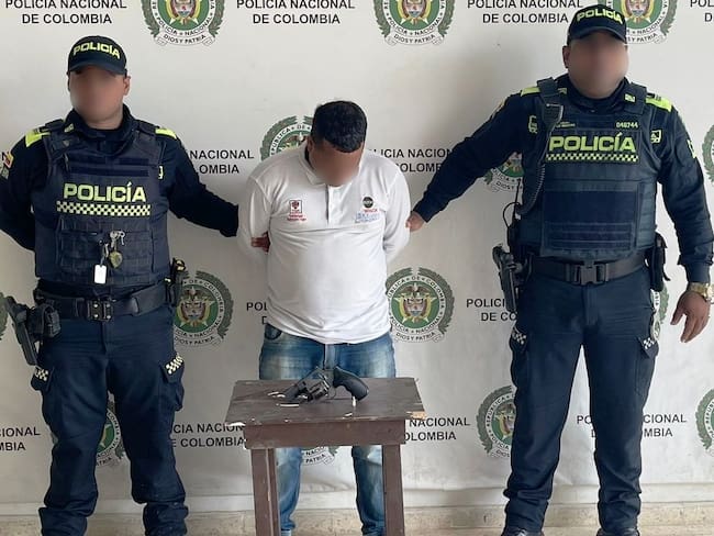 Cae 'El Jair' con un revólver, en la transversal 54, del barrio El Bosque