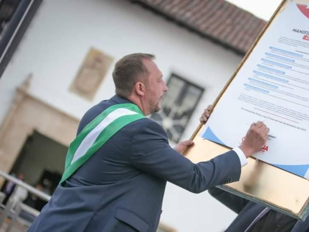 Procuraduría indaga por presunta posesión irregular del alcalde de Tunja, Mikhail Krasnov