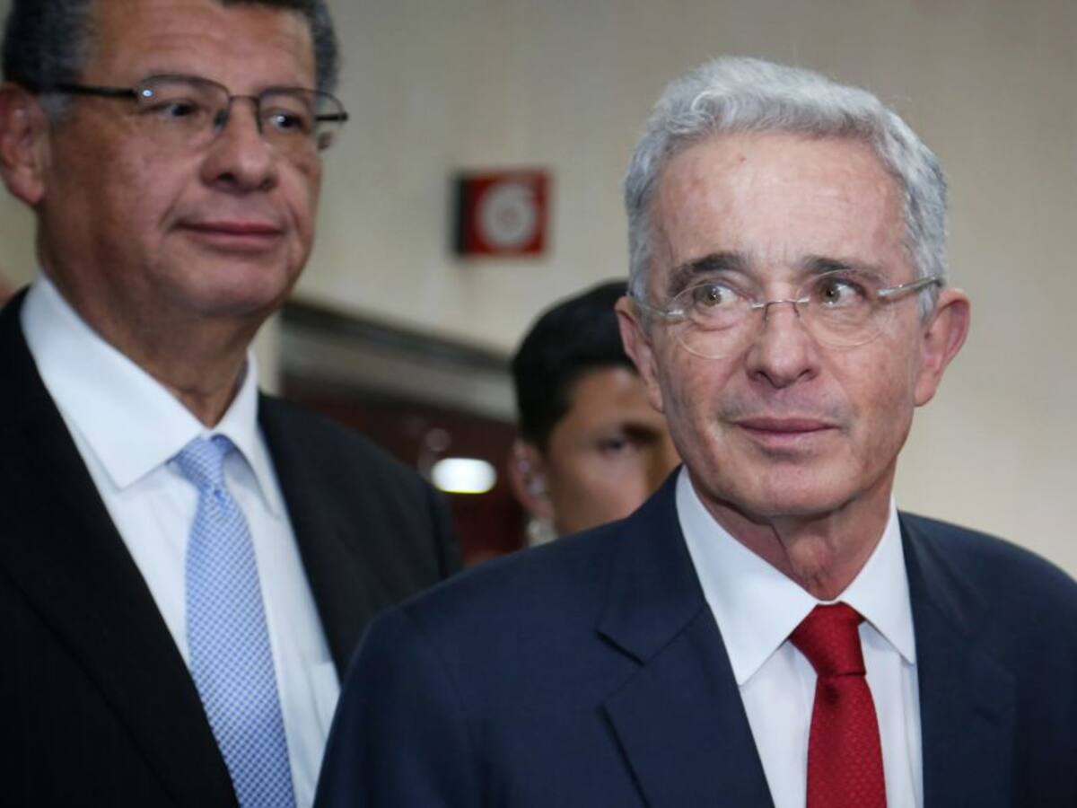 Solicitud de preclusión del caso Uribe se define el 6 de abril