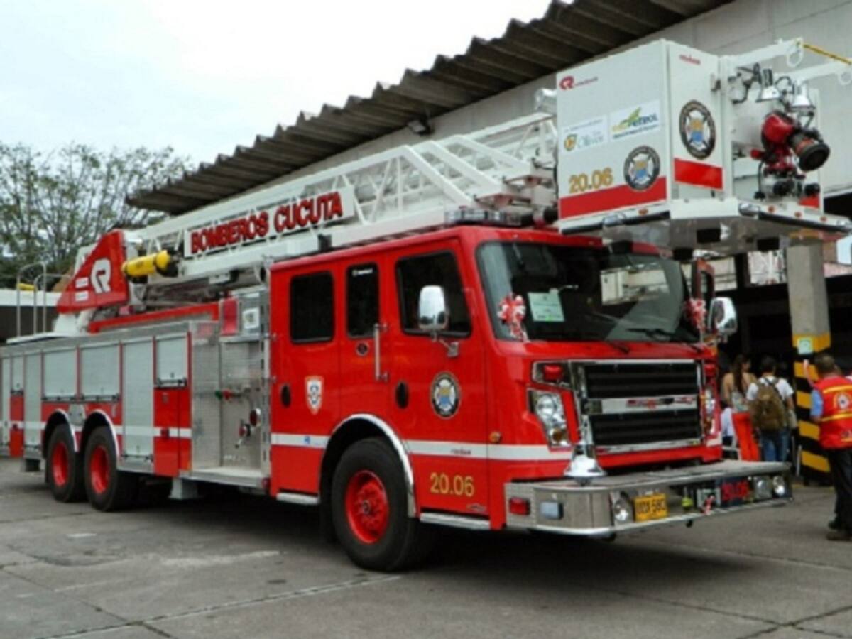 Incendio por deuda de la alcaldía a los bomberos